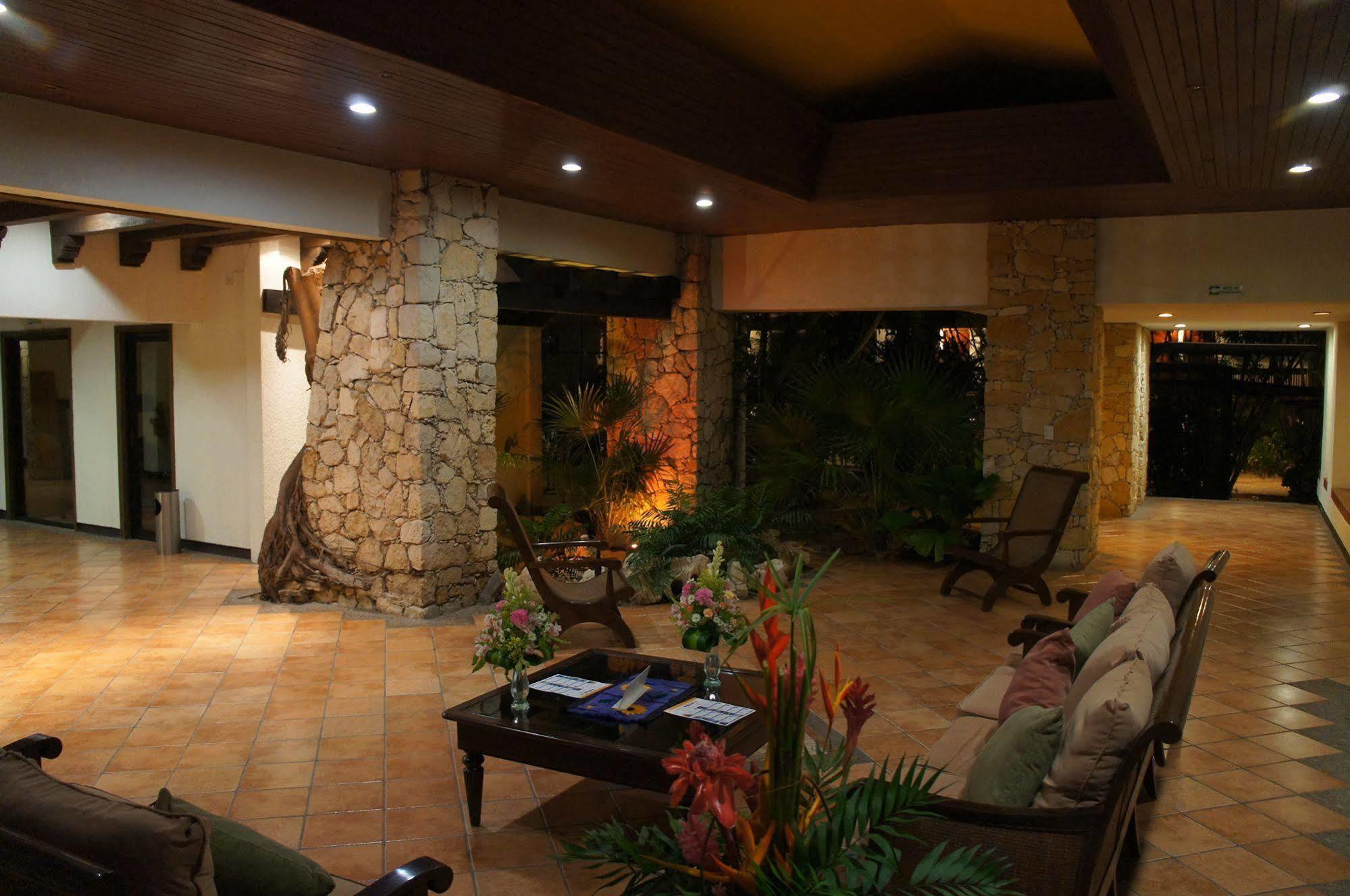 Comfort Inn Palenque Exterior foto